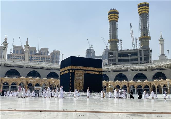 Saudi Arabia allows holders of tourist, and commercial visas to perform Umrah
